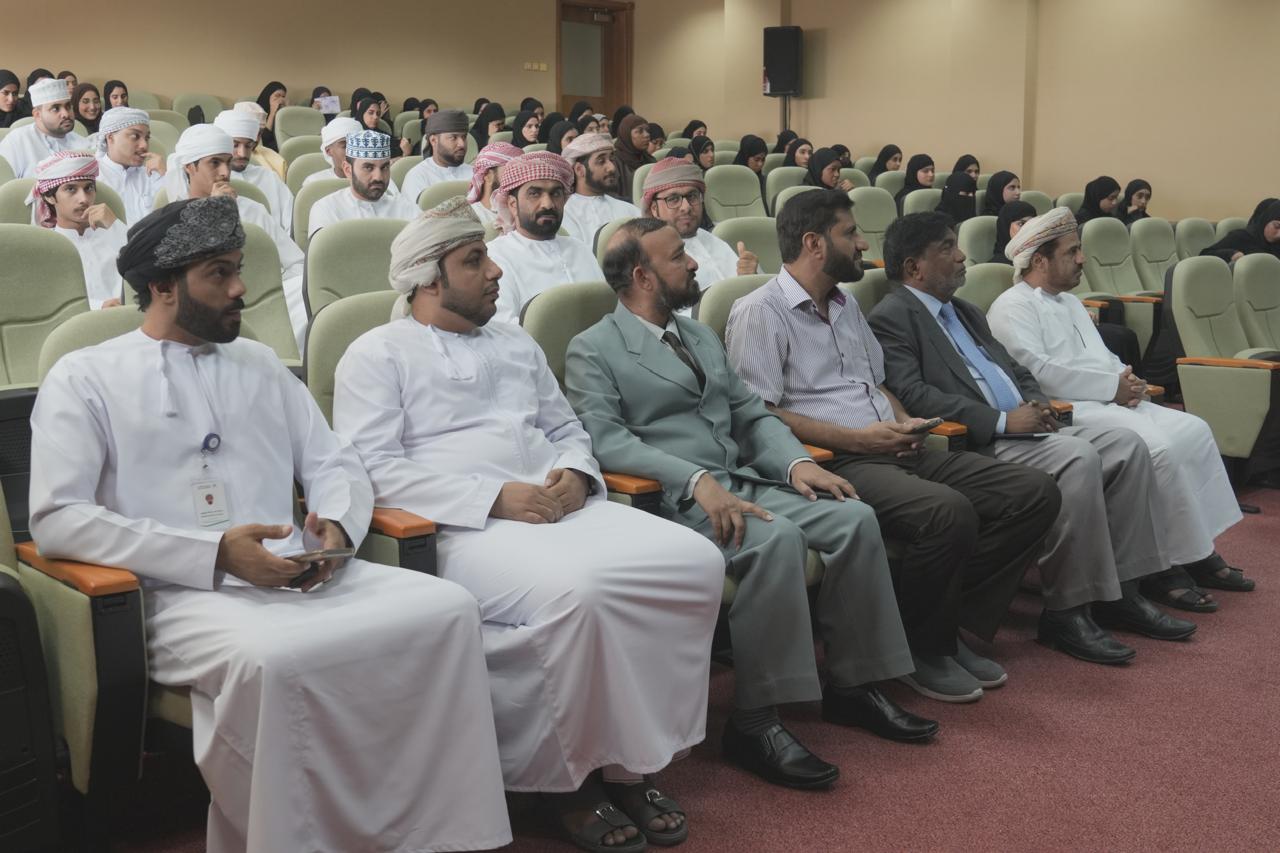 ورش تثقيفية لتعزيز الوعي الضريبي بين طلاب التعليم العالي